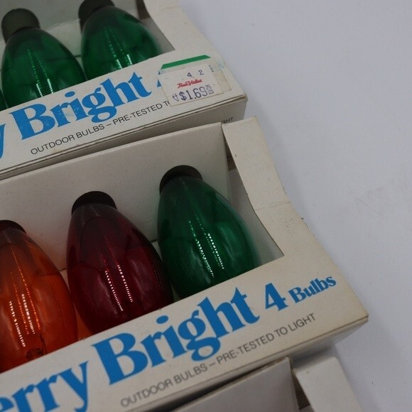Lot of 14 C9 Christmas Light Bulbs Red, Green, Blue, White — Opaque & Transparen - Picture 9 of 13